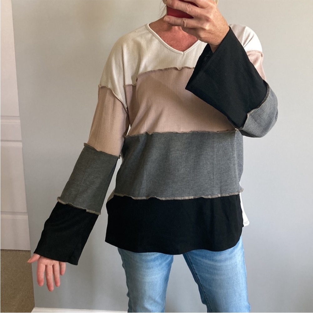 Waffle Knit, Color Block Long Sleeve Tunic Top - Picture 5 of 11